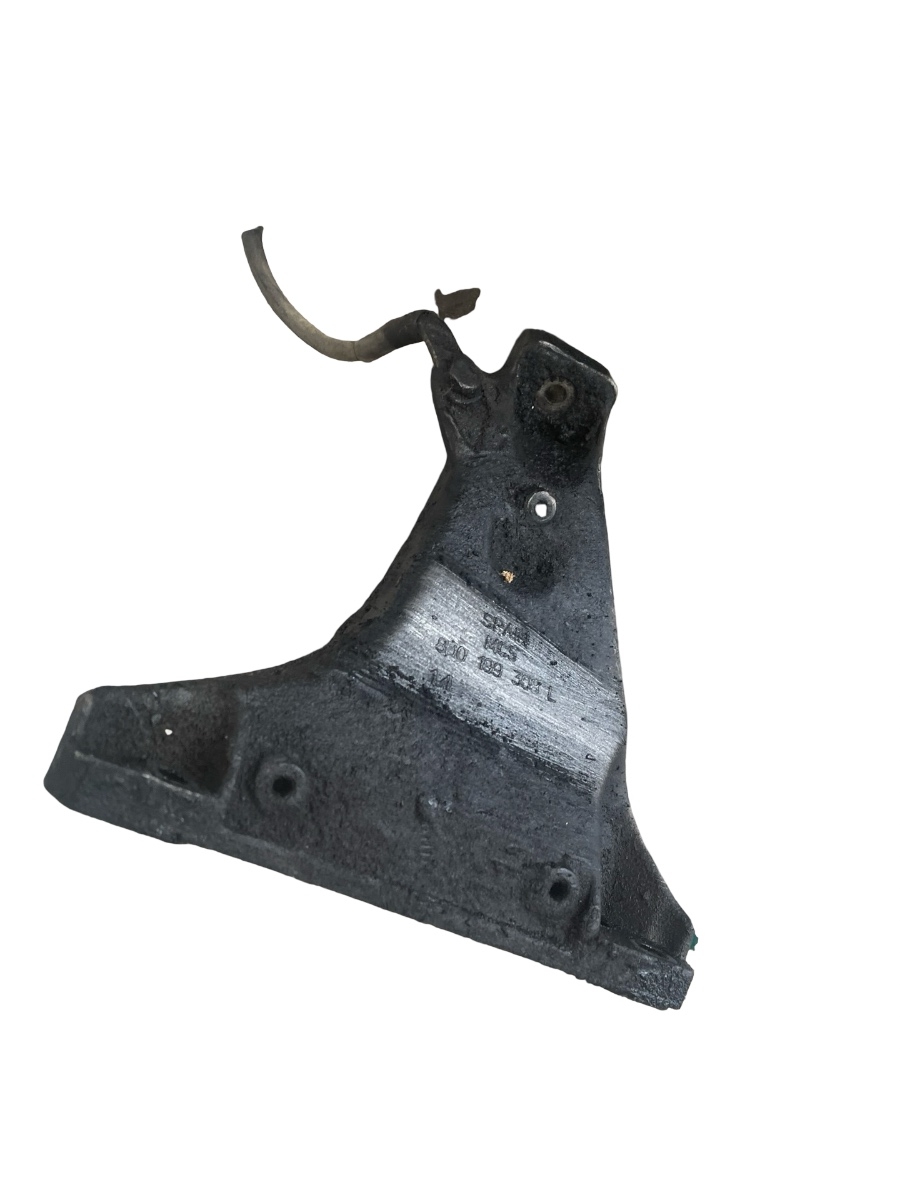 Suport motor AUDI A4 Avant 8D5, B5 1994 - 2001 1.8 T quattro AEB, ANB, APU, ARK, ATW, AWT 8D0199308L