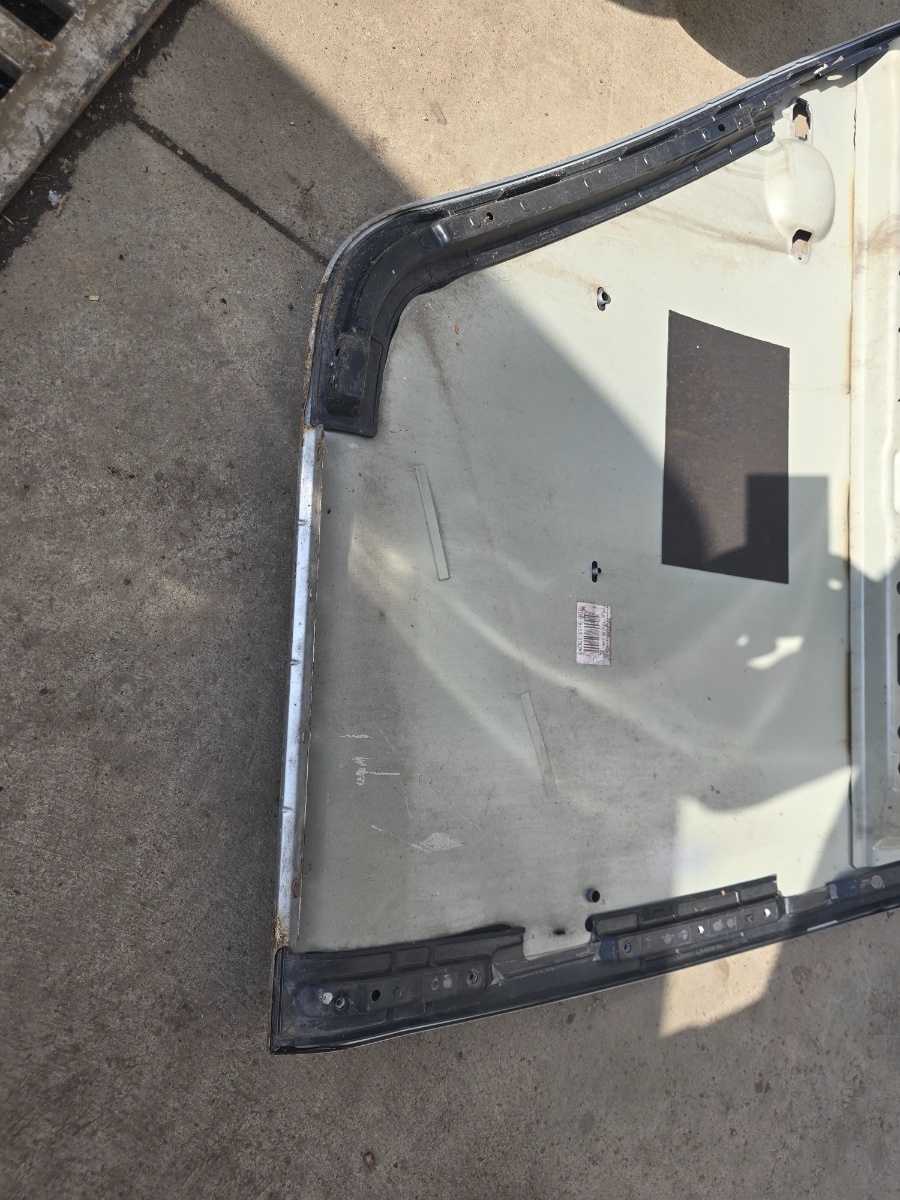 Fata de portiera stanga spate VOLKSWAGEN GOLF V 1K1 2003 - 2009 – foto 7